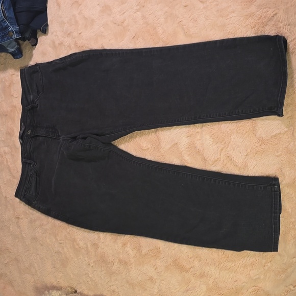 Levi's Perfect Shaping 512 Black Denim Jeans size 20W - Picture 2 of 4